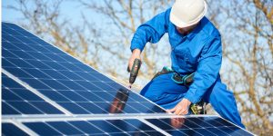 Installation Maintenance Panneaux Solaires Photovoltaïques à Caussiniojouls